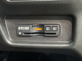 いまや快適なカーライフに欠かせないETCが付いています。