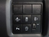 スマートアシストを搭載したサポカーS車です。