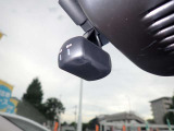 純正ドライブレコーダー付 が装備されており万が一の事故の際も映像にして残しておく事により自分自身を守る事が可能です♪