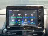 日産純正9インチメモリーナビ(MM223D-L)装備。スマートフォンによる部分地図更新、Bluetooth接続での音楽視聴、快適な画面操作と高音質なオーディオ再生。