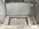 【ラゲッジルーム】実用性に優れた二段式ラゲッジル-ムでお荷物を別々に収納が可能♪♪