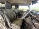 運転席シート廻りは使用感も少なく、良好な状態となっています。丁寧に使われていたことがよくわかりますね。