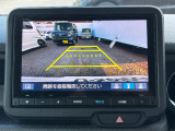 バックカメラも付いています! 運転が不慣れな方でも安心して駐車が可能です!