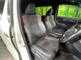 運転席シート廻りは使用感も少なく、良好な状態となっています。丁寧に使われていたことがよくわかりますね。