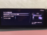 Bluetoothに接続することで、スマートフォンに入っている音楽アプリを車内で楽しめたり、通話が出来ます♪