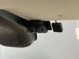 いくら安全運転をしていても、事故に巻き込まれることもあります。万が一の時に証拠として使えるフロント+車室内ドライブレコーダーがついてます♪