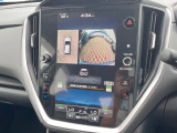 【デジタルマルチビューモニター】車のフロントやサイドのカメラ画像を同時にモニター表示することで、悪路や狭い道を走行時でも周囲の状況確認ができ安心!本格SUVにうれしい装備です♪