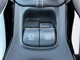 最新の電子制御パーキングブレーキ装備!ブレーキホールド機能も装備していますので渋滞時の疲れが軽減されますよ!