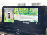 【アラウンドビューモニター】専用のカメラにより、上から見下ろしたような視点で360度クルマの周囲を確認することができます☆死角部分も確認しやすく、狭い場所での切り返しや駐車もスムーズに行えます。