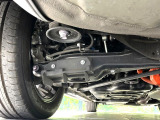 お車を安心してお乗りいただく為には、足回りの定期点検が欠かせません。サービスサポート(有償保証)では無料点検もご提供しており、安心のカーライフをお過ごしいただけるサポート体制が整っています。