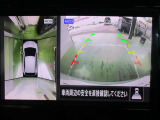 アラウンドビューモニターが駐車をアシスト☆4つの高解像度カメラで車の周囲を撮影。ミニバン、SUVなどの死角の駐停車も驚く程楽です!バックカメラは、車庫入れの時は勿論、後方の安全確認もできて安心です♪
