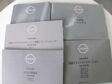「取扱説明書」「保証書」揃ってます^^お車の操作方法や、トラブル回避方法が記載されているため、意外と役に立ちます。