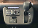 温度を設定すれば、自動で車内の温度管理をしてくれる優れものです♪ATミッションで運転楽々