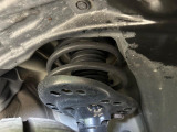 お車を安心してお乗りいただく為には、足回りの定期点検が欠かせません。サービスサポート(有償保証)では無料点検もご提供しており、安心のカーライフをお過ごしいただけるサポート体制が整っています。