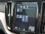 【9インチタッチスクリーン純正HDDナビ】「Apple Car Play」「Android Auto」対応のボルボ先進ナビゲーション「SENSUS」。最新地図データへ無料更新してお渡しします。