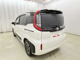 低燃費で環境にもやさしいハイブリッド車です。トヨタ専用診断機器でハイブリッドシステムを綿密に点検してあります!