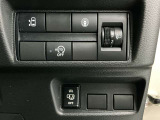 運転席スイッチ部 人気装備のオートスライドドア付きで、とっても便利です!!
