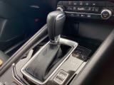 アクセルペダルを踏み込む量や速さに応じて変速パターンをし、人馬一体の運転感覚を発揮してくれる6速オートマ!