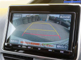車庫入れもお任せのバックカメラ付き!