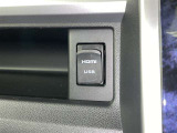 こちらのクルマはHDMI接続コネクタも装備されています♪スマホに接続すればお好きな音楽や映像も流せます!今の時代、さまざまな方法で音楽や動画を楽しめますね!