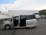 5ドアーで乗り降り荷物の出し入れ助かります