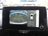 ヤリス入庫!パール/禁煙車/ナビ/フルセグTV/360&deg;モニター/当社下取り
