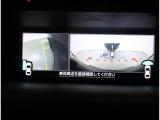 フロント・サイド・リヤカメラ搭載!運転席から見にくい場所をカメラ映像でサポートします。