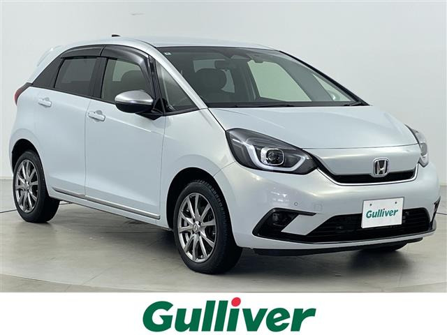 フィット 1.3 リュクス 4WD 4WD 修復歴無し