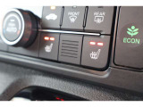 シートヒーター装備付き車!!座席に埋め込まれた電熱線によりシートを暖めることが出来る装備で、温められたシートは、寒い冬には最適です!!