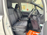 安心してお車のご検討が出来るように、ハンドル、シフトレバー、ドアノブ、インパネ等を除菌・抗菌処理を行っております。