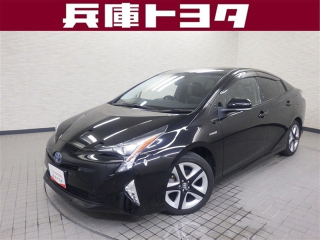 トヨタ プリウス 