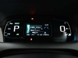 展示車は全てトヨタの車を知り尽くしたエキスパートが基本性能に関わる機能や状態を徹底的にチェックしています。消耗部品の事前交換など法定12ヶ月点検相当の点検・整備を必ず実施しています。