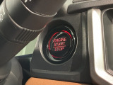 ワンプッシュでエンジンのスタート、ストップが出来て便利です。