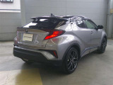 C-HR ハイブリッド 1.8 S GR スポーツ 