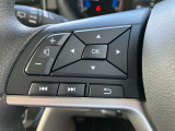 オーデイオやナビのコントロールができるスイッチ、運転中は手を放さず手元で操作可能なんです!