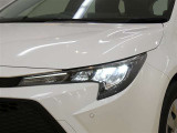 LEDヘッドライトです。デザイン性がよくとても明るいので、夜間の走行や悪天候でも安心です。しかも長寿命!