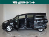 両側パワースライドドア付きだから、狭い駐車スペースなどでの 乗り降りラクラク!小さなお子さまのいるご家庭には嬉しい装備。