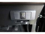 【クリアランスソナー】警告音と表示で、障害物の確認をアシスト♪縦列駐車時や駐車場・車庫などでの取り回しをサポートします。