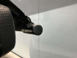 いくら安全運転をしていても、事故に巻き込まれることもあります。万が一の時に証拠として使えるフロント+車室内ドライブレコーダーがついてます♪