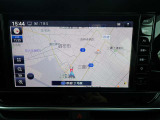 大画面の日産純正メモリナビ(MM223D-Le)が装備されております!