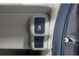 【横滑り防止装置】ドライバーの安全運転をアシストしてくれる装備が充実しています☆ドライバーの不安を安心へと変えてくれますね。