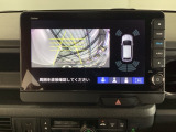 バックも安心のバックカメラ付いています。バックカメラがあると、いつでも安全にバックできますね。死角も減ります。