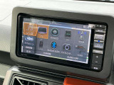 BluetoothやフルセグTV、FM・AMラジオに、CD・DVD再生機能付き