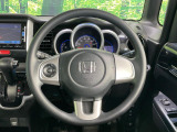 【ステアリングスイッチ】運転中、前方から目線をそらすことなく、オーディオ等の操作が可能な便利機能!安心&快適なドライブを演出してくれます♪