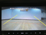 バックカメラを装備!運転席から見えにくい部分をナビの画面に映して、安全に運転出来ます♪