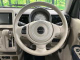 【純正革巻きステアリング】上質な革を使用することで、手にしっかり馴染みとても運転しやすいハンドルです♪