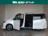 両側パワースライドドア付きだから、狭い駐車スペースなどでの 乗り降りラクラク!小さなお子さまのいるご家庭には嬉しい装備。