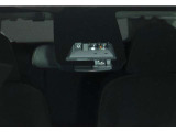 プリクラッシュセーフティシステム装備:進路上の先行車をレーザーレーダーと単眼カメラで検出!衝突の回避や衝突被害の削減をサポートします!