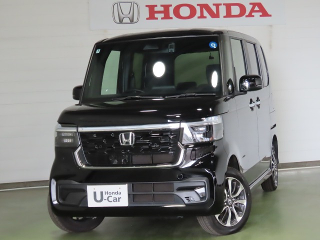 N-BOXカスタム  カスタム 660 4WD