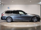 BMWでは重量配分にもこだわりがあり、FRモデルでは50:50とFFモデルでも60:40と前後の重量バランスにこだわり、軽快なハンドリングを実現しております。